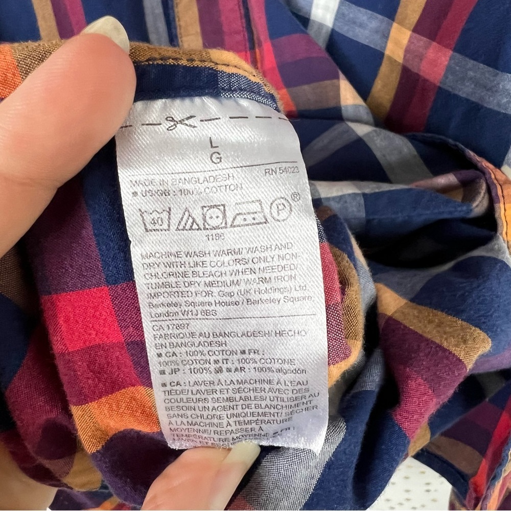 Gap Classic Fit Madras Plaid Button Up Shirt - Picture 7 of 8